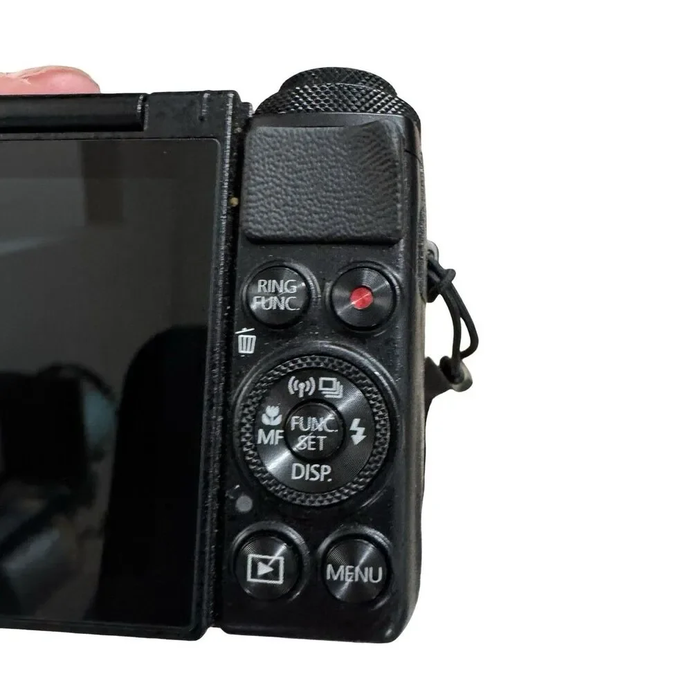 Canon PowerShot G7X Digital + 1 Battery, Case, Charger Hardly Used